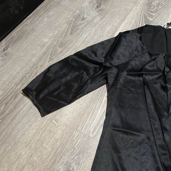 Vince Black Silk Blouse - Picture 5 of 14